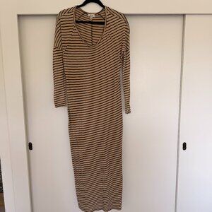 NYTT Striped Long Sleeve Maxi Dress in tan / black